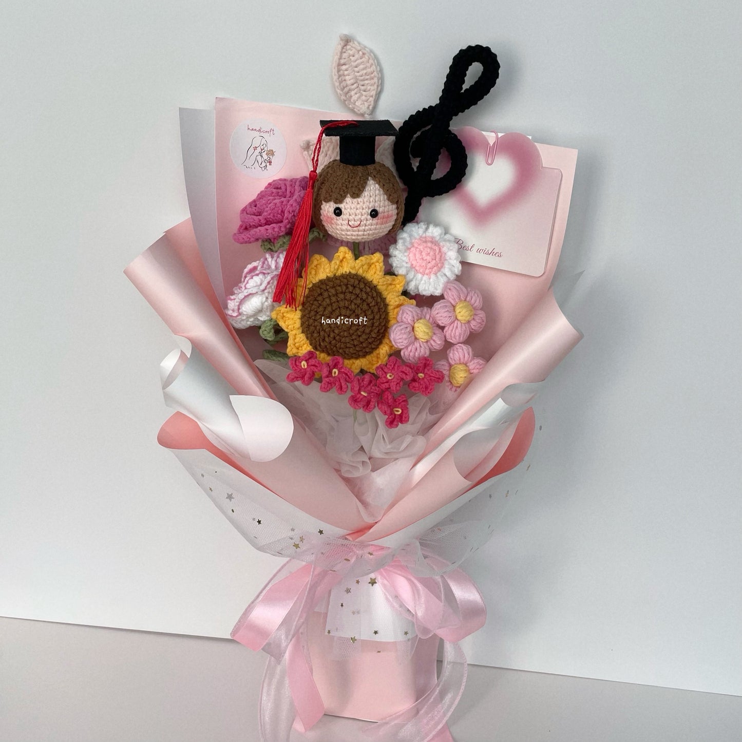 handicroft handmade crochet graduation special flower bouquet symphony of success girl graduate in pink