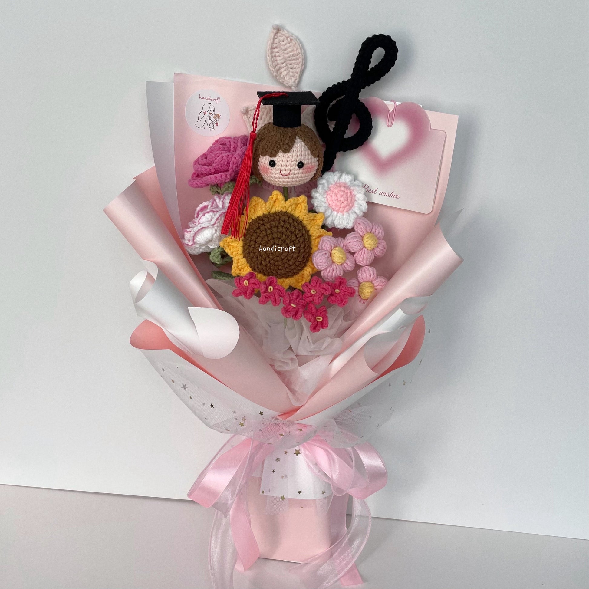 handicroft handmade crochet graduation special flower bouquet symphony of success girl graduate in pink