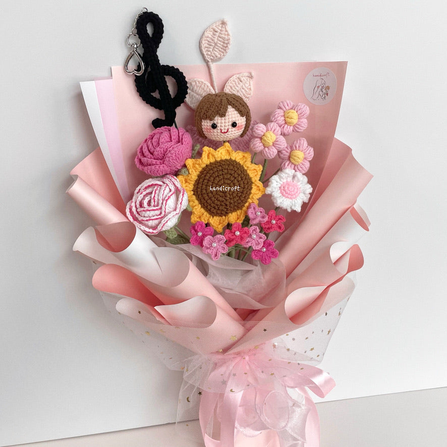 handicroft handmade crochet graduation special flower bouquet symphony of success girl graduate in pink