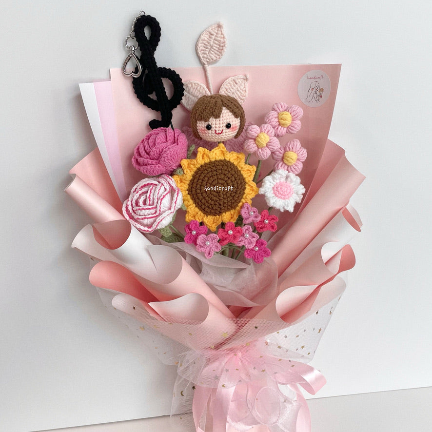 handicroft handmade crochet graduation special flower bouquet symphony of success girl graduate in pink