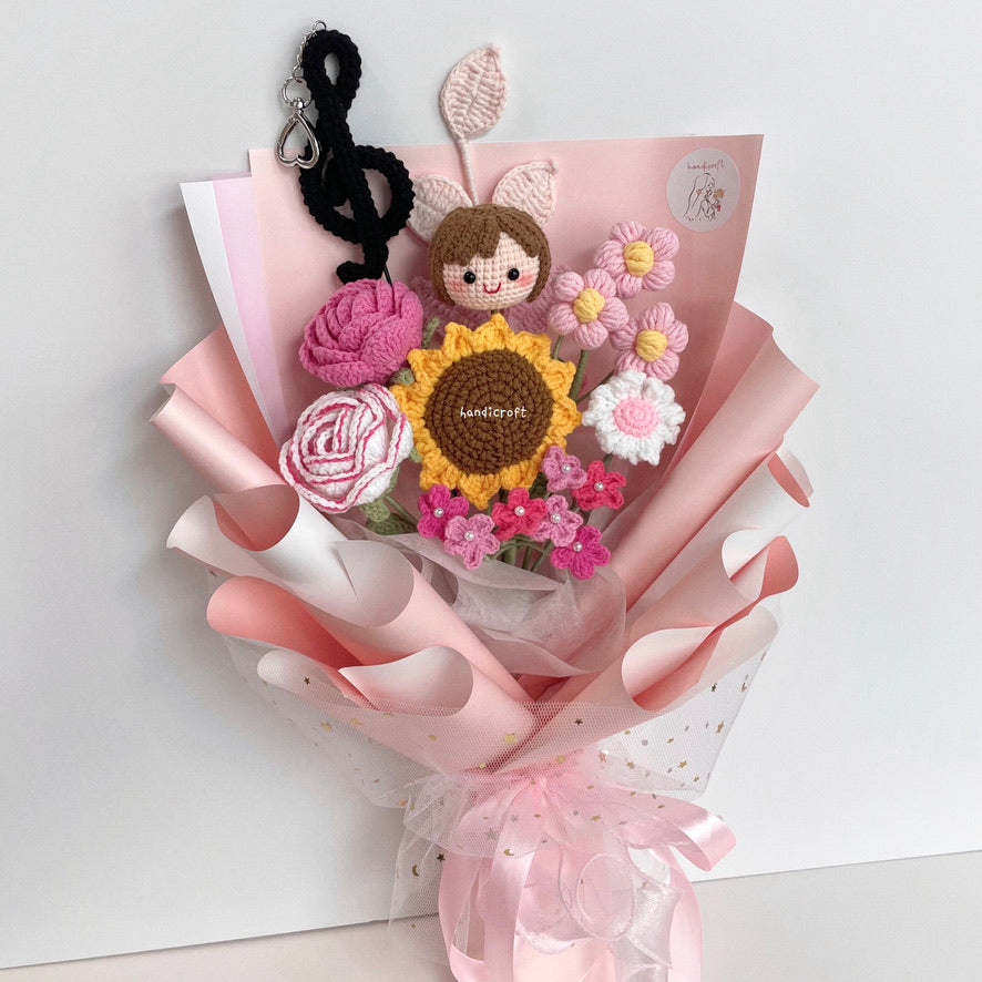 handicroft handmade crochet graduation special flower bouquet symphony of success girl graduate in pink