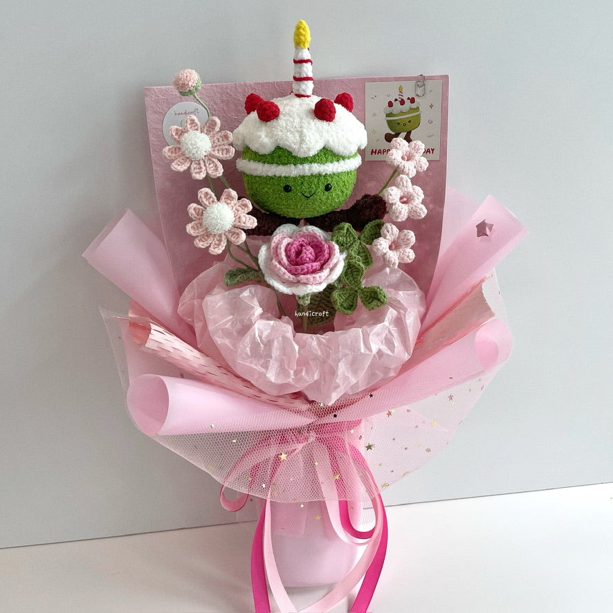 handicroft handmade crochet jellycat inspired birthday cake flower bouquet strawberry sweet slice matcha pink