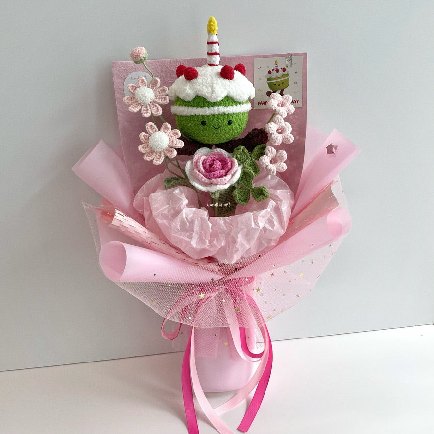 handicroft handmade crochet jellycat inspired birthday cake flower bouquet strawberry sweet slice matcha pink