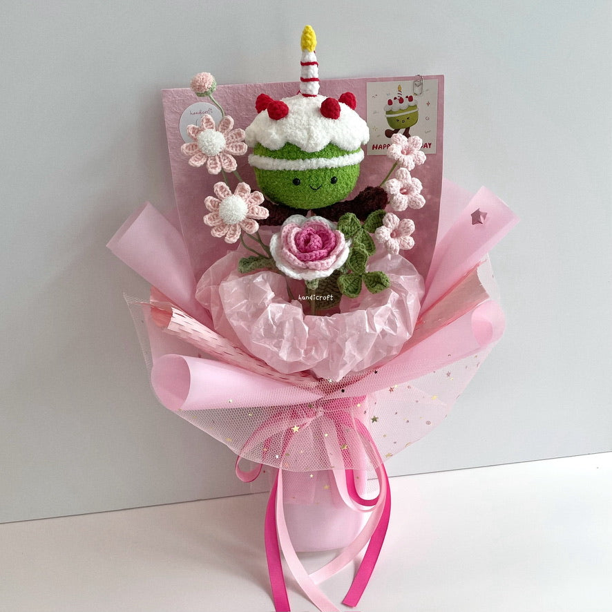 handicroft handmade crochet jellycat inspired birthday cake flower bouquet strawberry sweet slice matcha pink