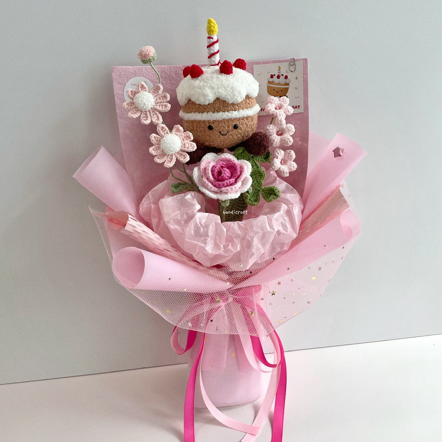 handicroft handmade crochet jellycat inspired birthday cake flower bouquet strawberry sweet slice vanilla pink
