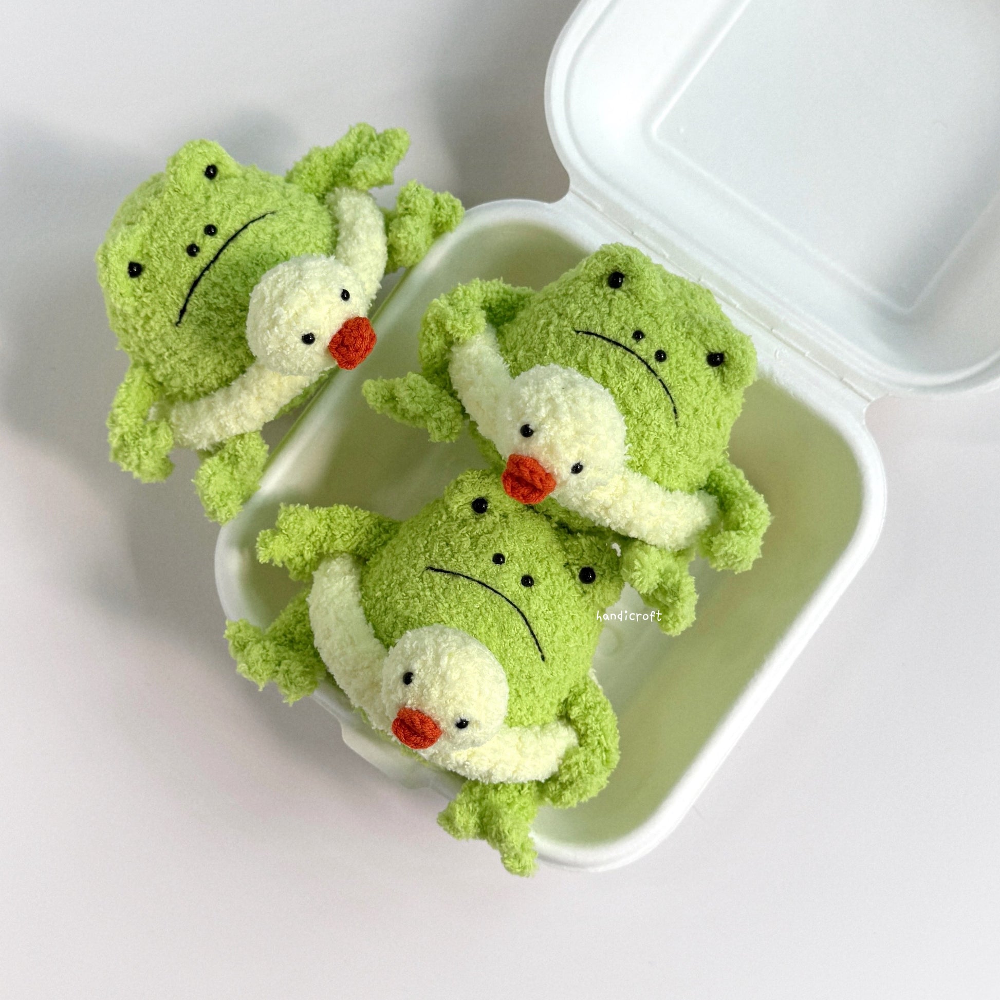 handicroft handmade crochet jellycat inspired ricky rain frog rubber ring amigurumi