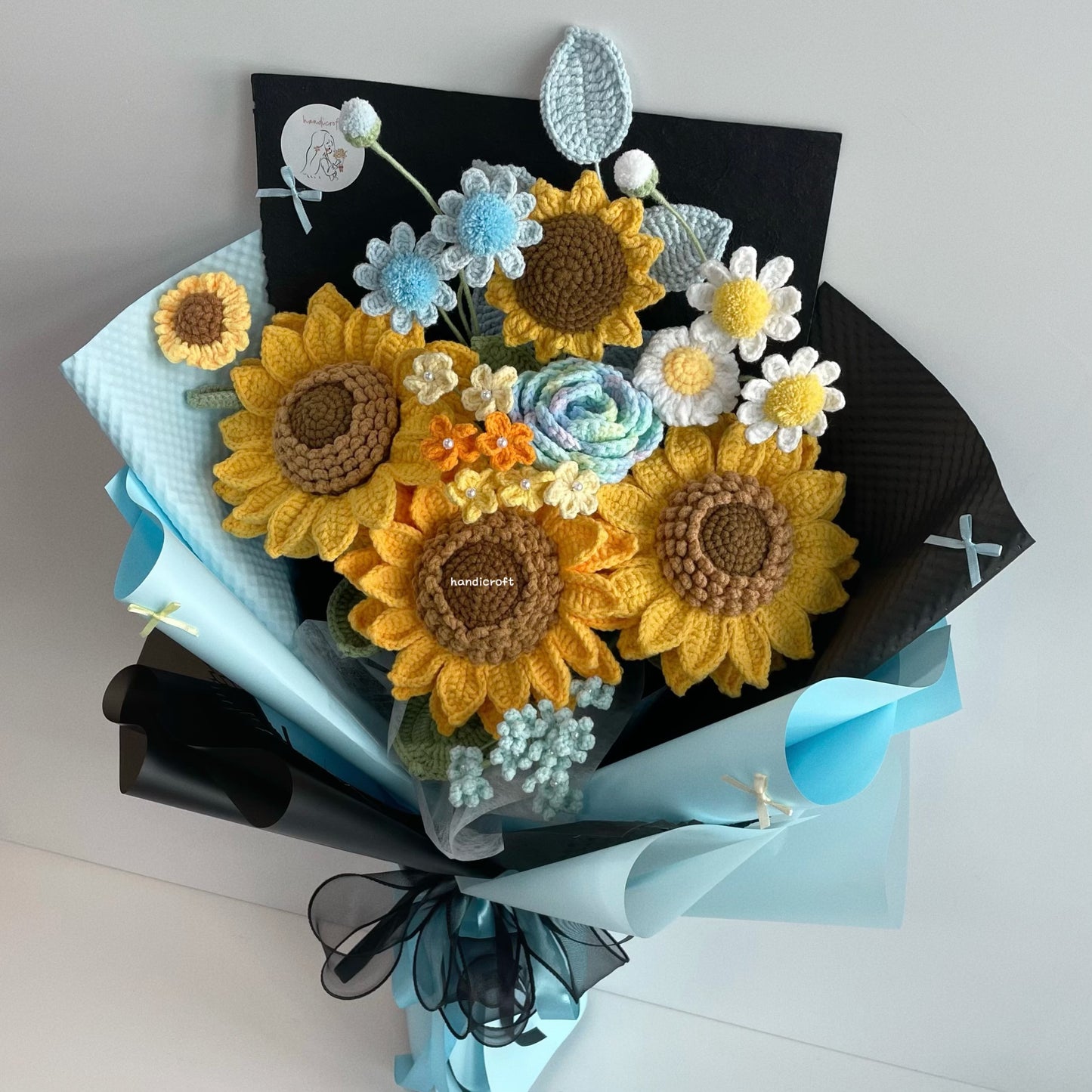 handicroft handmade crochet jumbo sunflower bouquet golden trio blue