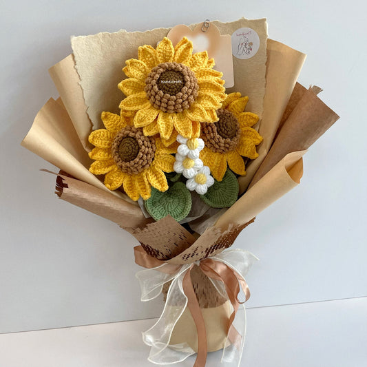 handicroft handmade crochet jumbo sunflower bouquet sunlit trio