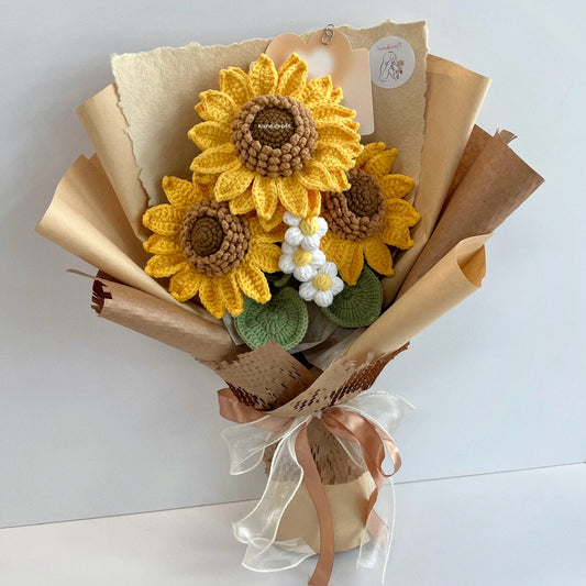 handicroft handmade crochet jumbo sunflower bouquet sunlit trio