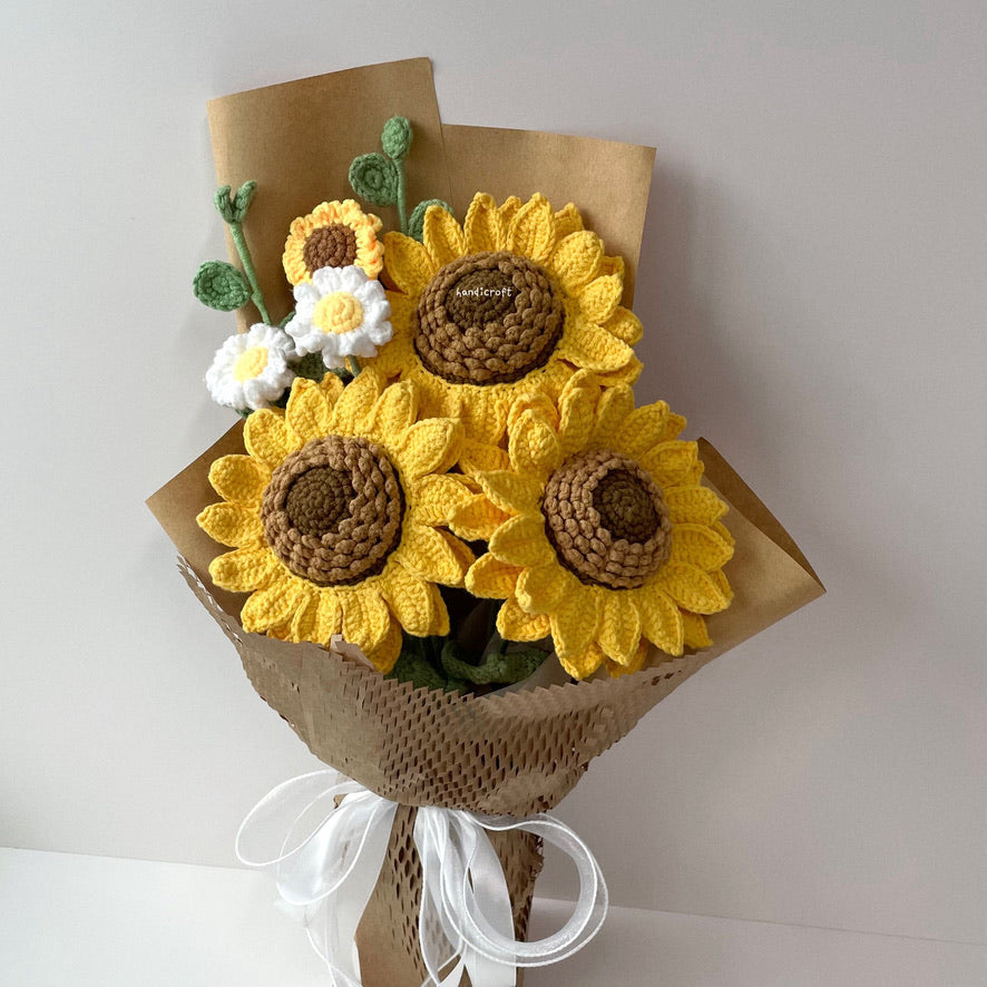 handicroft handmade crochet jumbo sunflower bouquet three big cheers