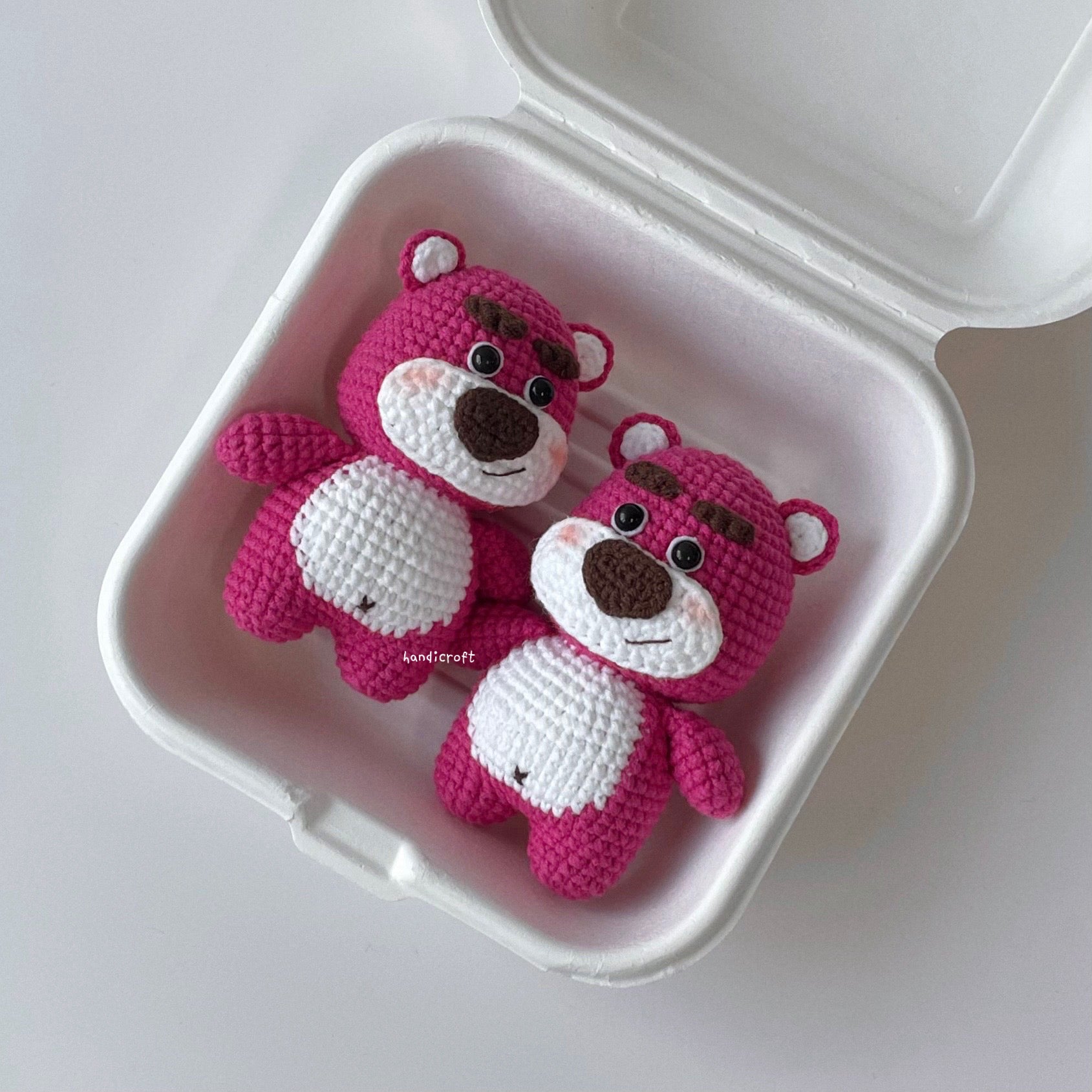 handicroft handmade crochet lotso strawberry bear amigurumi character keychain