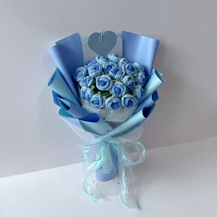 handicroft handmade crochet ombre blue mini roses flower bouquet ocean's whispers