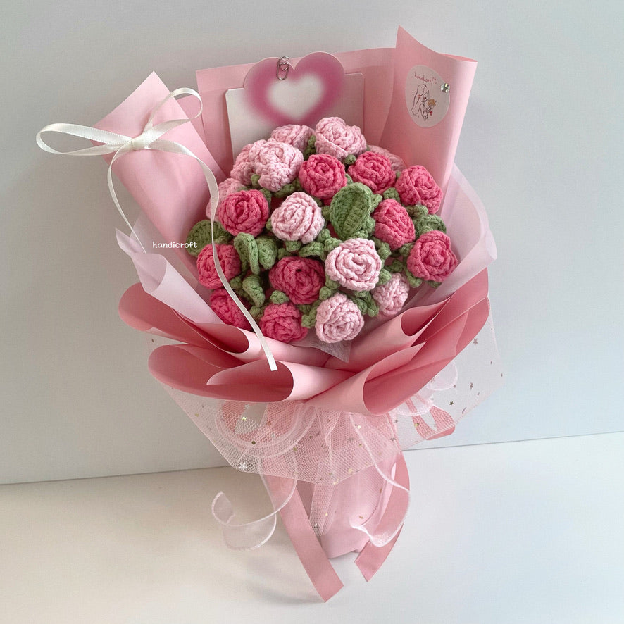 handicroft handmade crochet ombre pink mini roses flower bouquet garden's grace