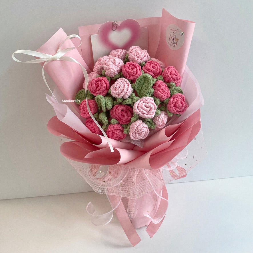 handicroft handmade crochet ombre pink mini roses flower bouquet garden's grace