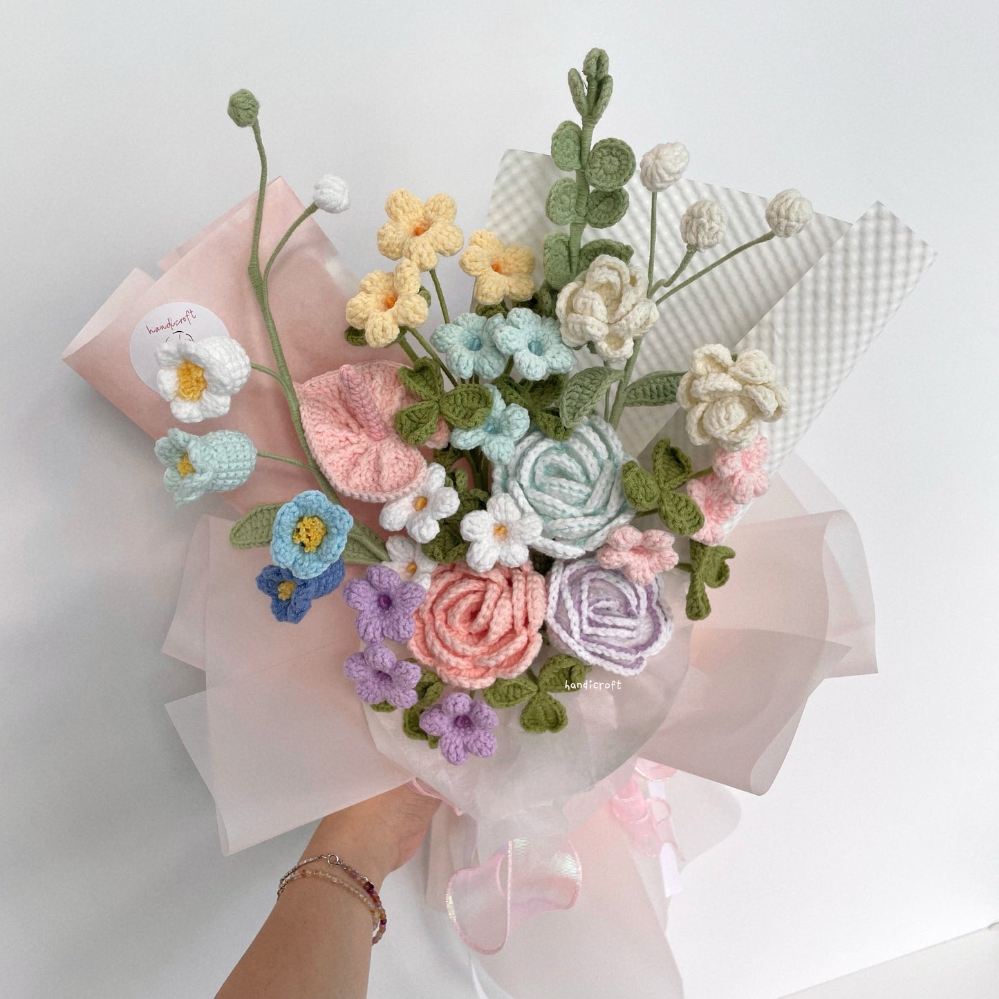 handicroft handmade crochet pastel colourful flower bouquet sugar & sprinkles