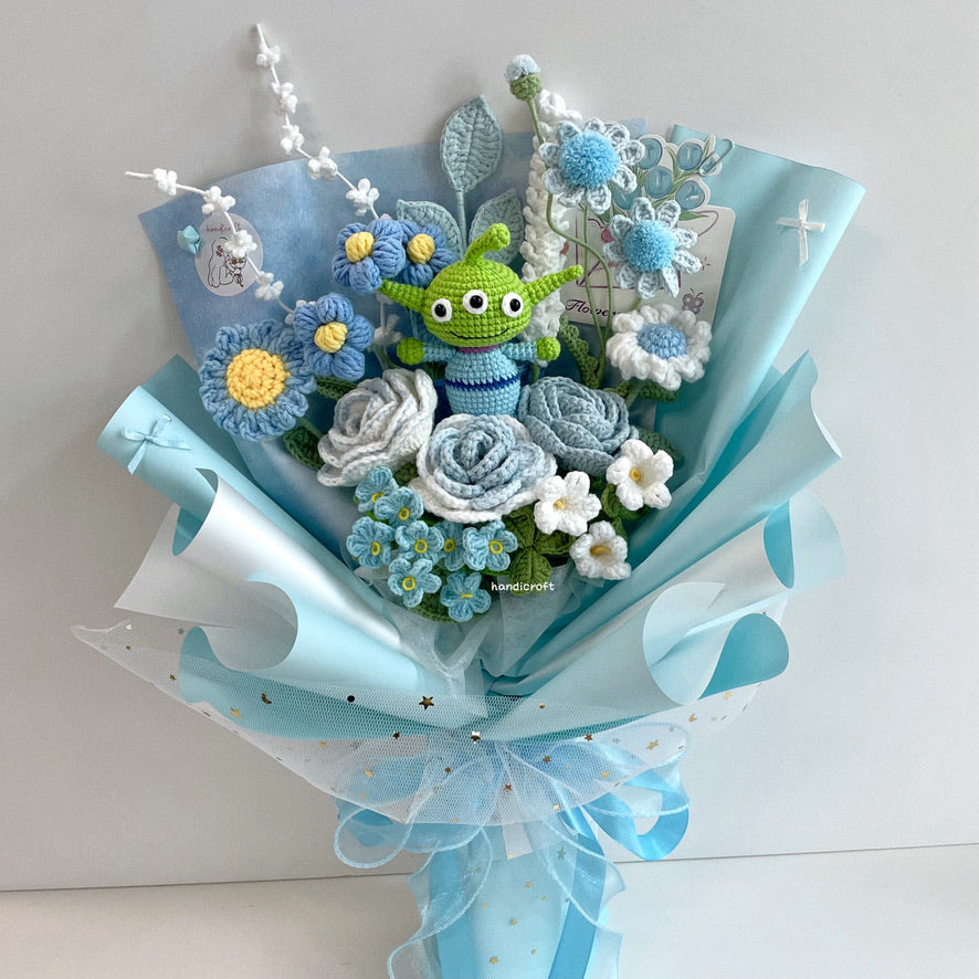 handicroft handmade crochet pastel flower bouquet three-eyed alien's pastel playground blue