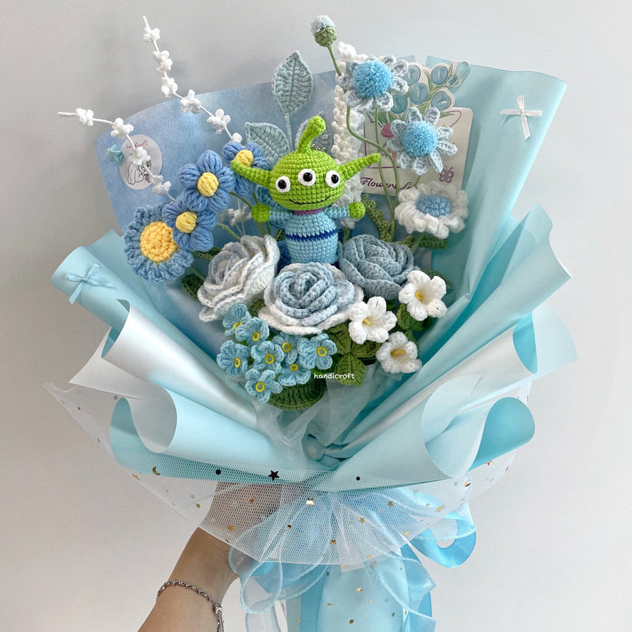 handicroft handmade crochet pastel flower bouquet three-eyed alien's pastel playground blue