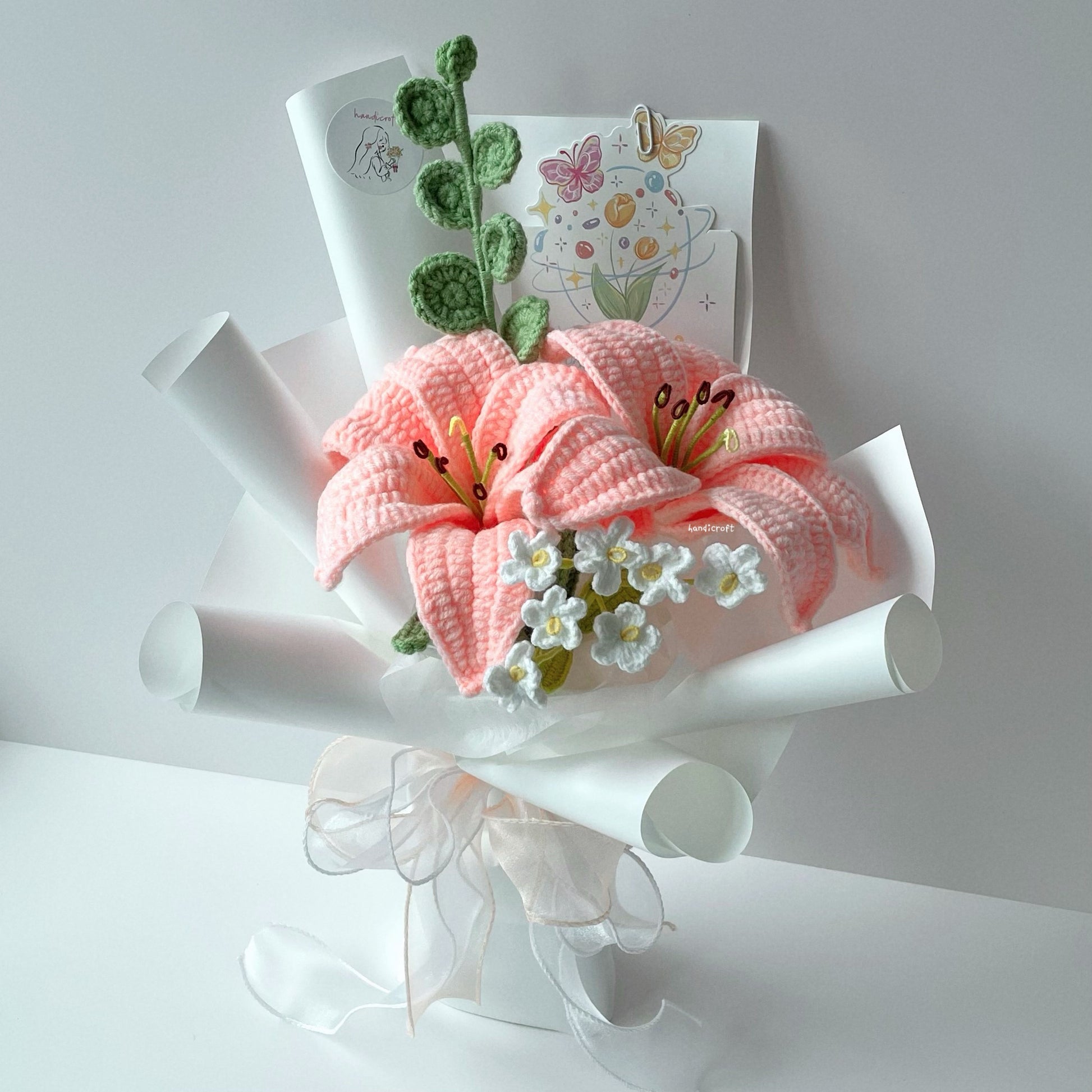 handicroft handmade crochet peach pink lily flower bouquet lily loveletter
