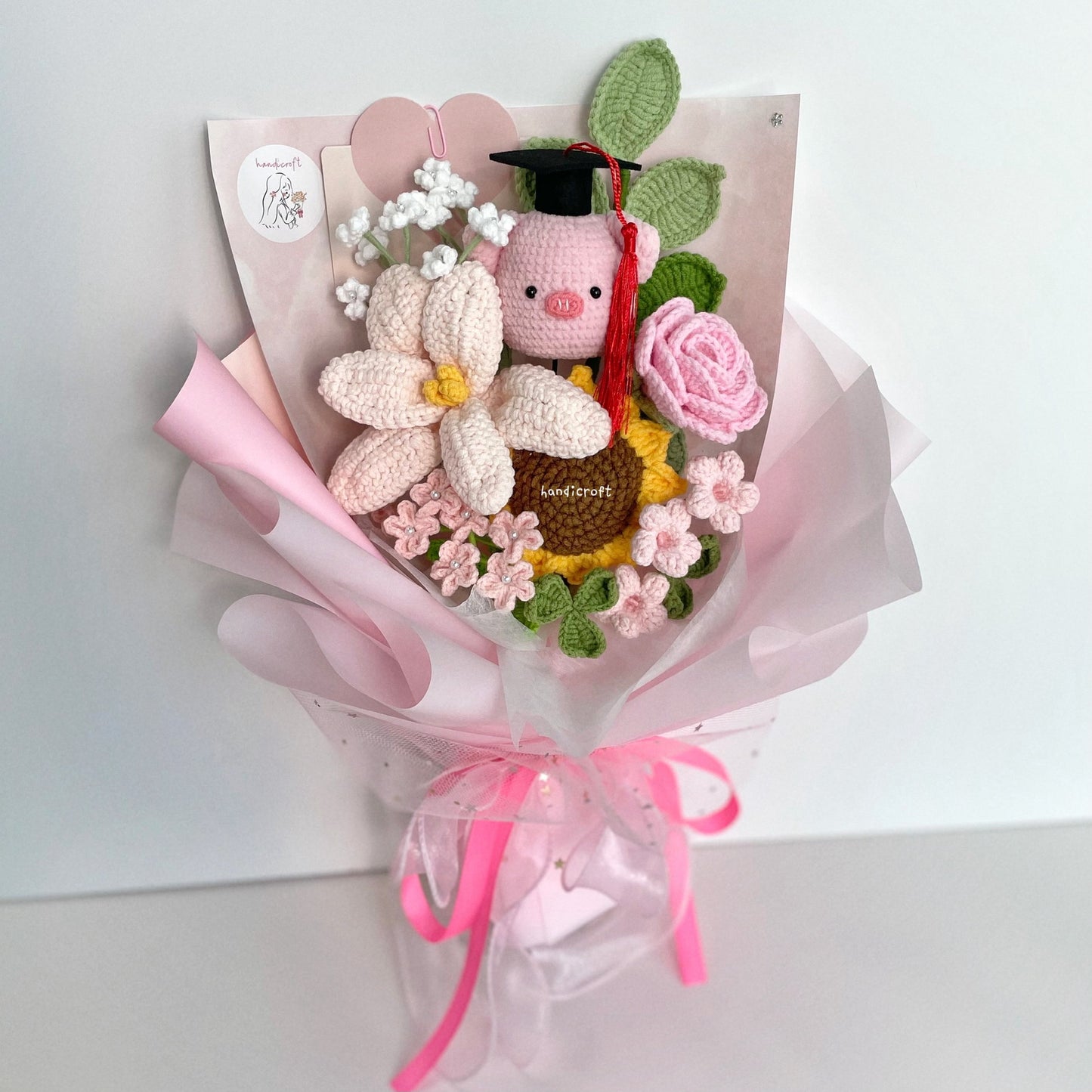 handicroft handmade crochet pig sunflower graduation flower bouquet piggy proud pink
