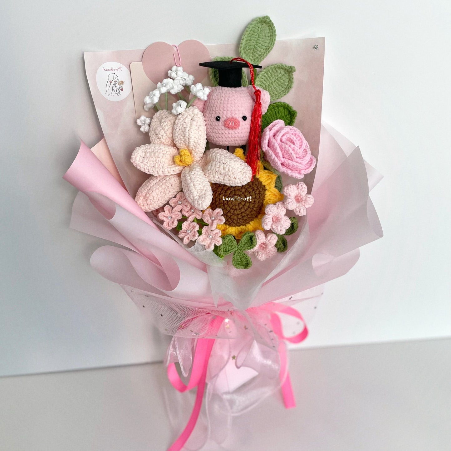 handicroft handmade crochet pig sunflower graduation flower bouquet piggy proud pink