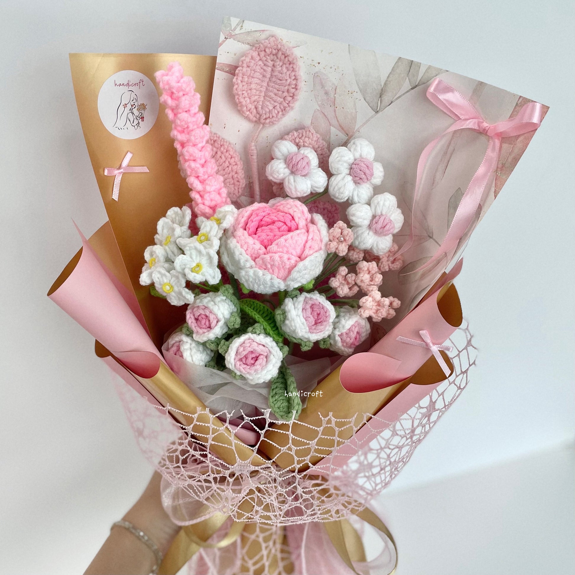 handicroft handmade crochet pink flower bouquet golden blush