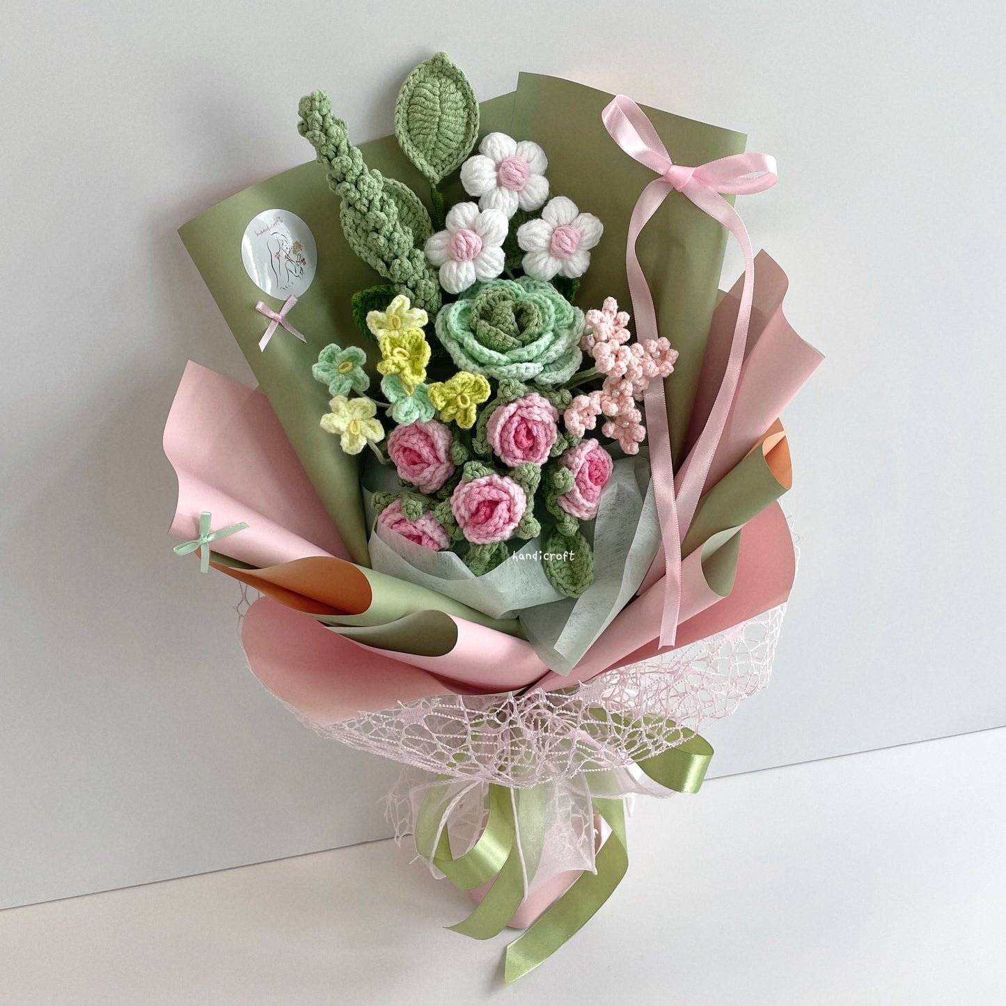 handicroft handmade crochet pink & green flower bouquet spring blush