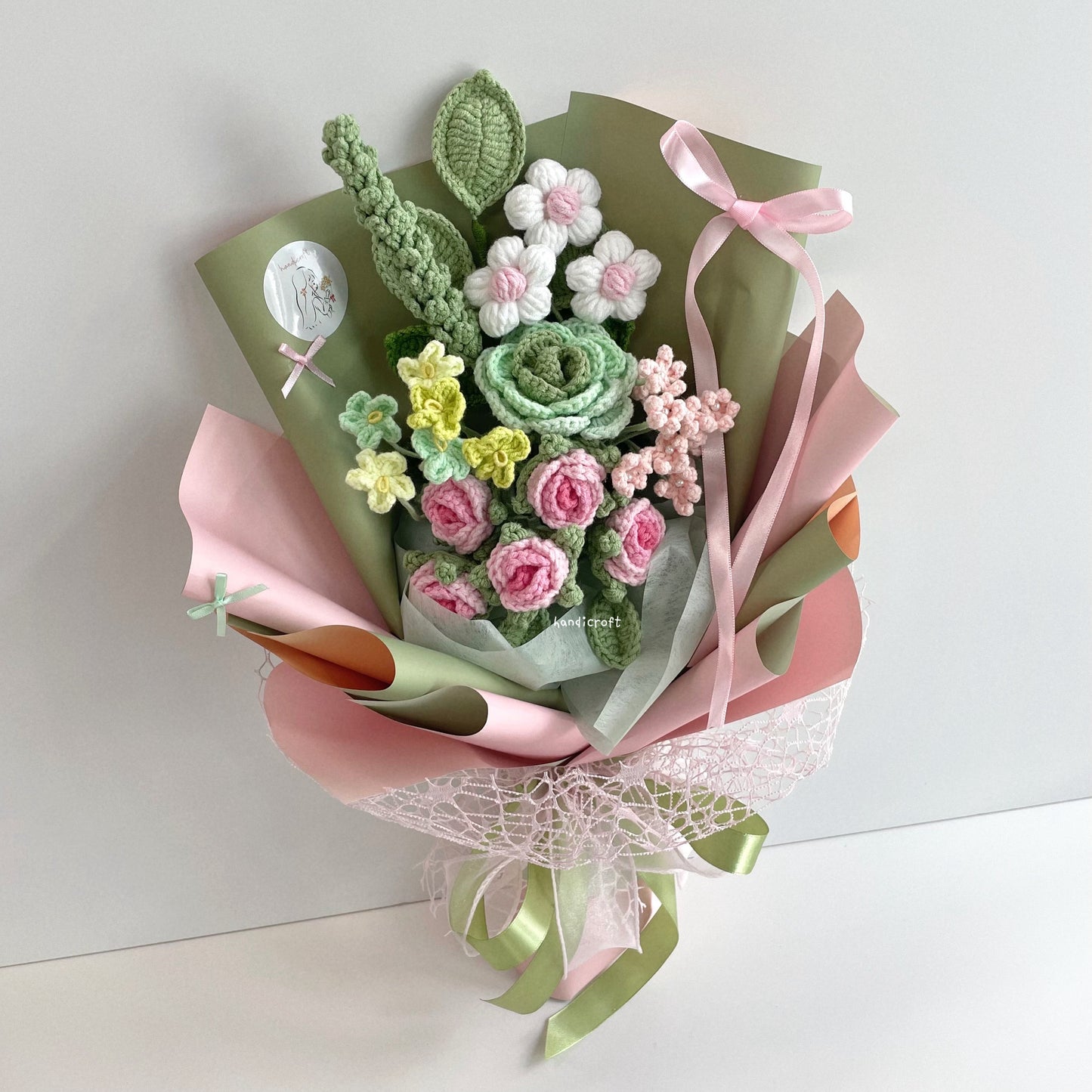 handicroft handmade crochet pink & green flower bouquet spring blush
