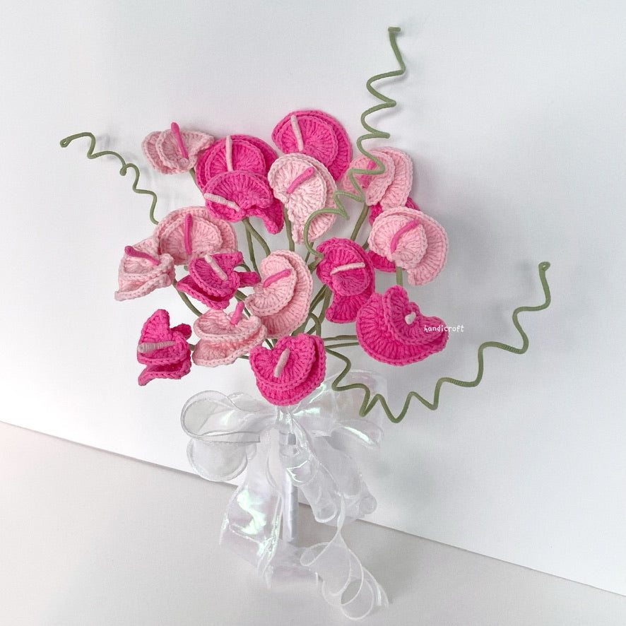 handicroft handmade crochet pink sweet pea flower bouquet blush of sweet pea
