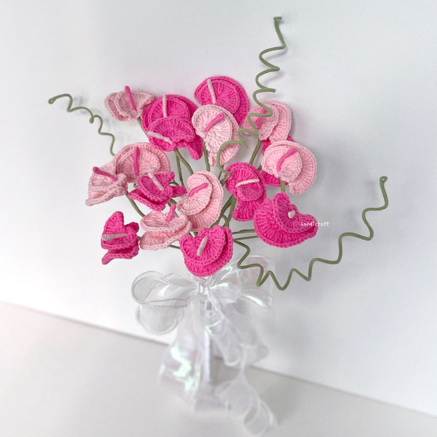 handicroft handmade crochet pink sweet pea flower bouquet blush of sweet pea