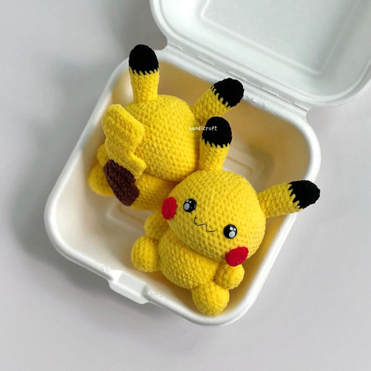 handicroft handmade crochet pokemon pikachu character amigurumi keychain
