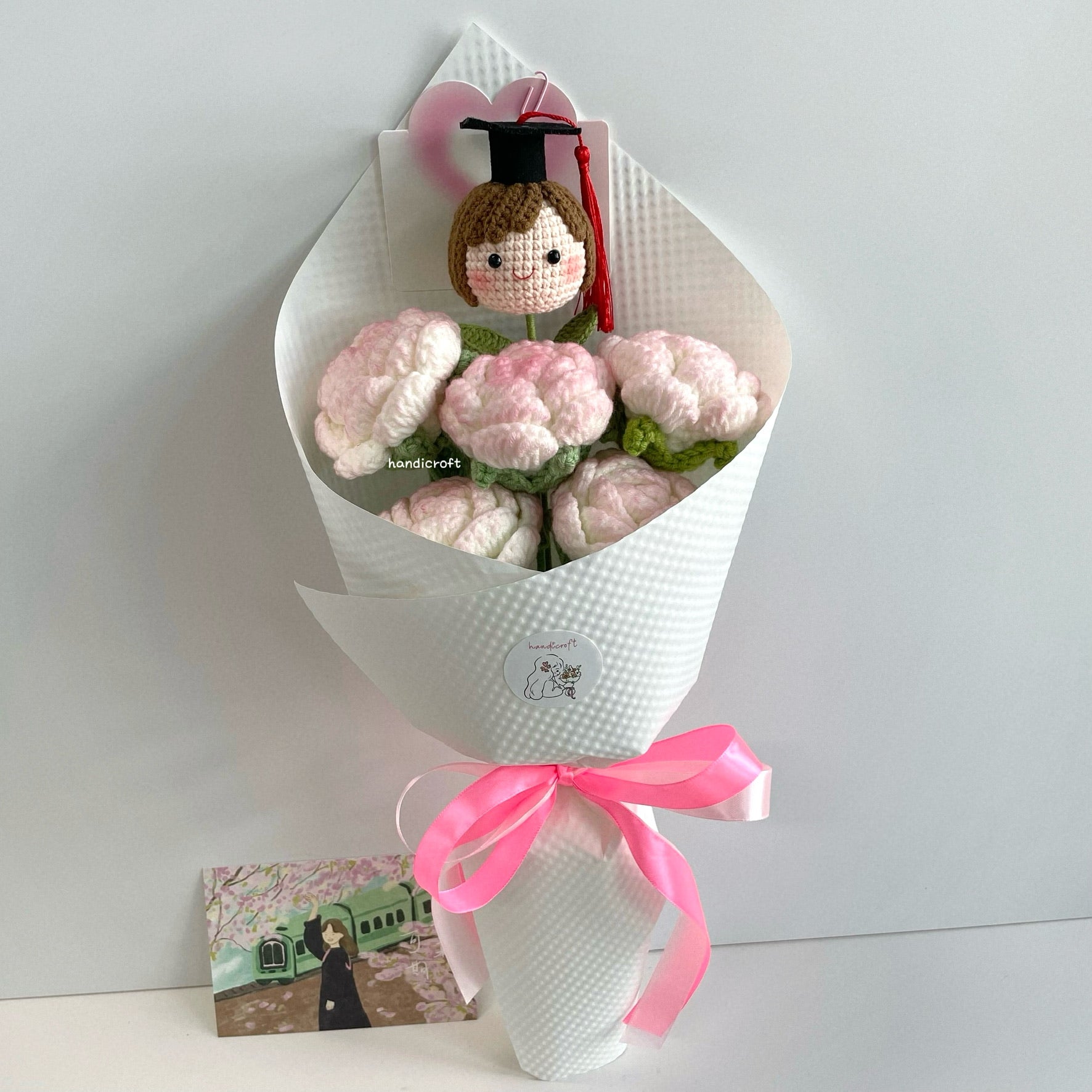 handicroft handmade crochet roses graduation flower bouquet rosy horizon light pink