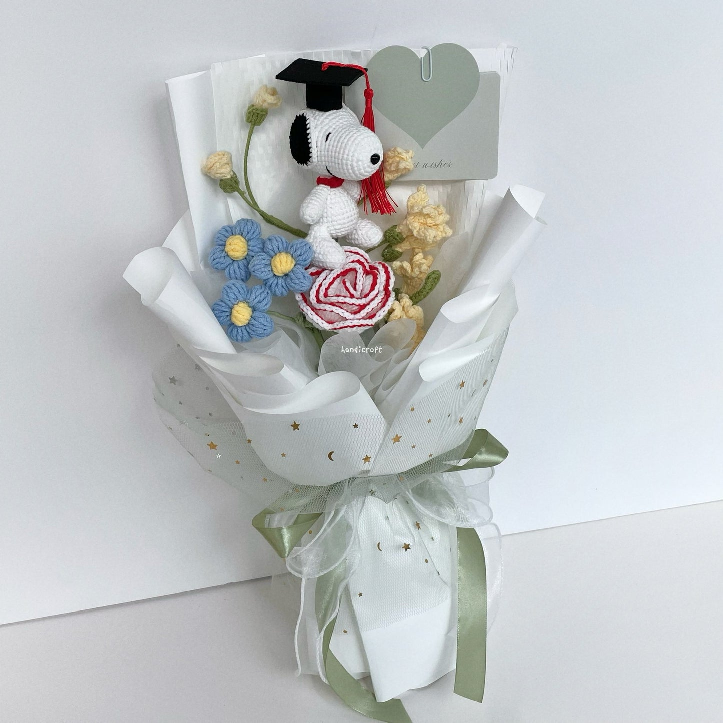 handicroft handmade crochet snoopy amigurumi plush flower bouquet snoopy’s summer splash