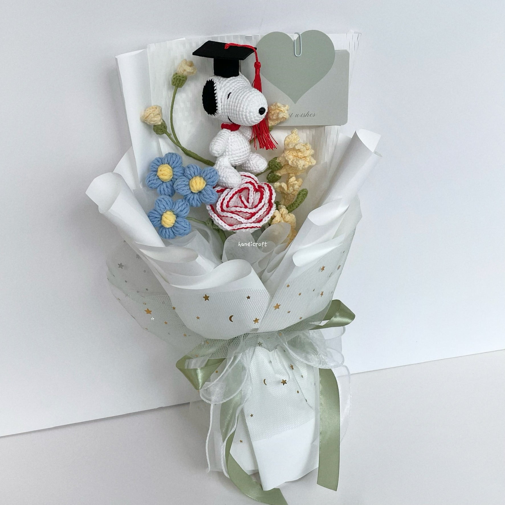 handicroft handmade crochet snoopy amigurumi plush flower bouquet snoopy’s summer splash