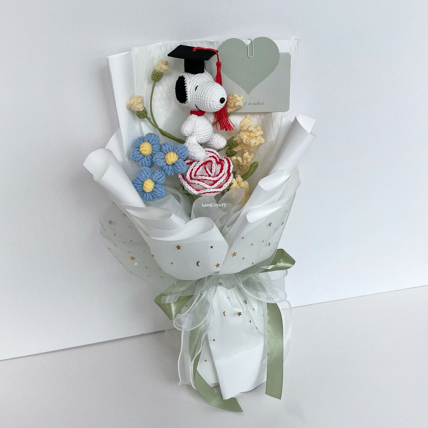 handicroft handmade crochet snoopy amigurumi plush flower bouquet snoopy’s summer splash