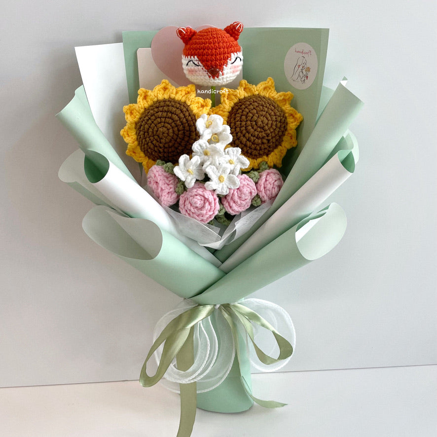 handicroft handmade fox animal character crochet flower bouquet fox in bloom