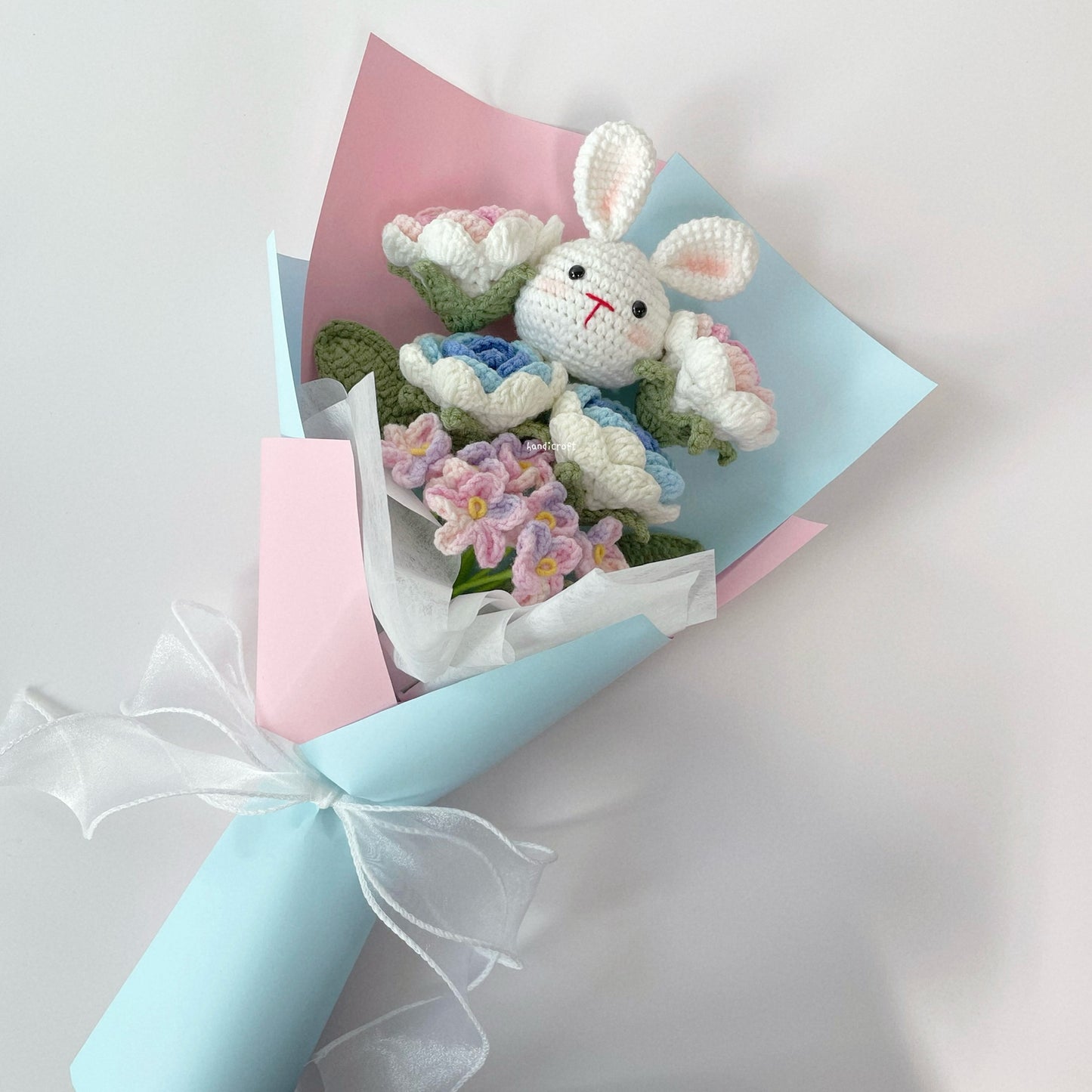 handicroft pink & blue rabbit crochet flower bouquet bunny blossoms