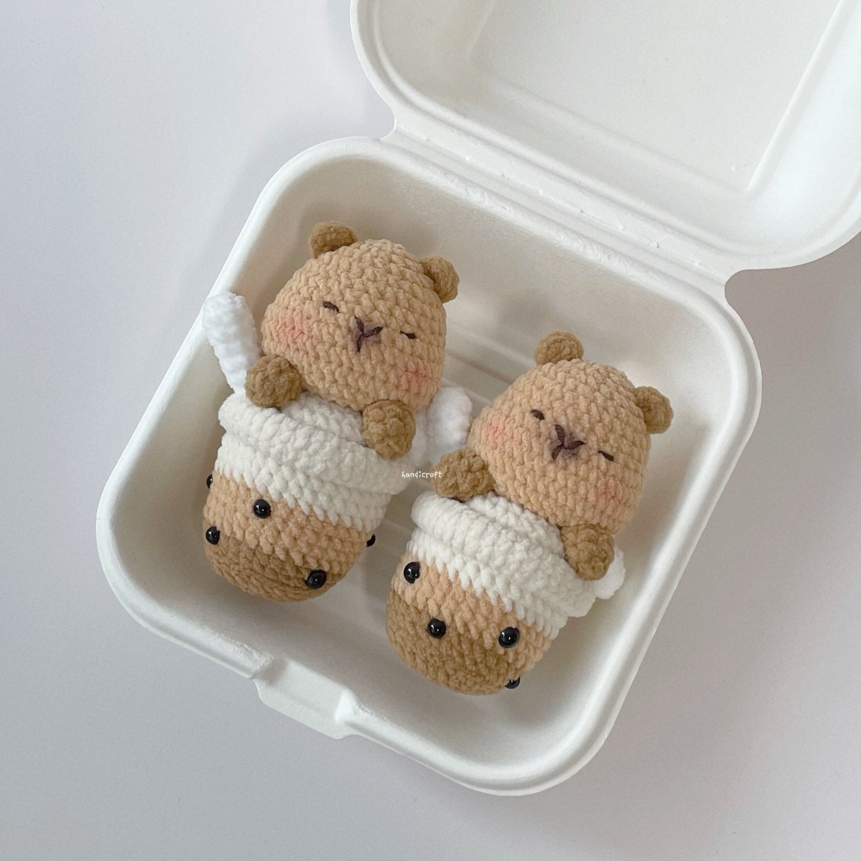 handicroft singapore handmade crochet capybara bubble tea amigurumi keychain