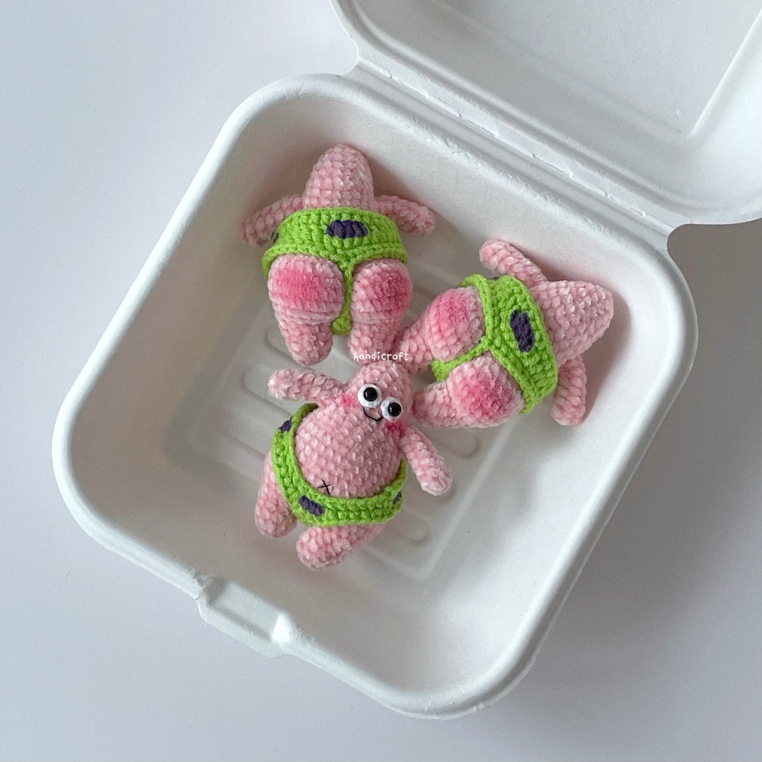 handicroft singapore handmade crochet chubby patrick star amigurumi keychain