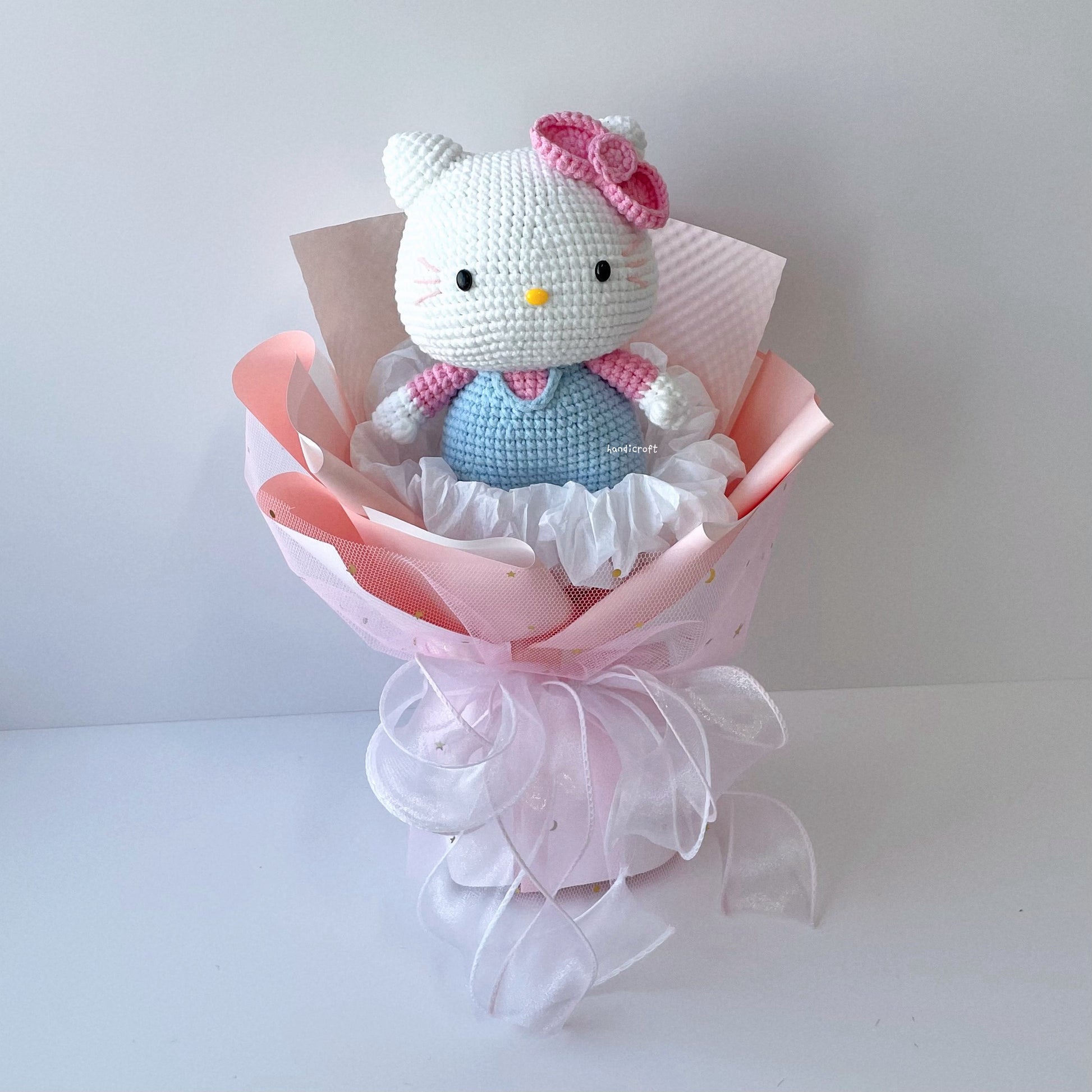 handicroft singapore handmade crochet chubby sanrio hello kitty flower bouquet