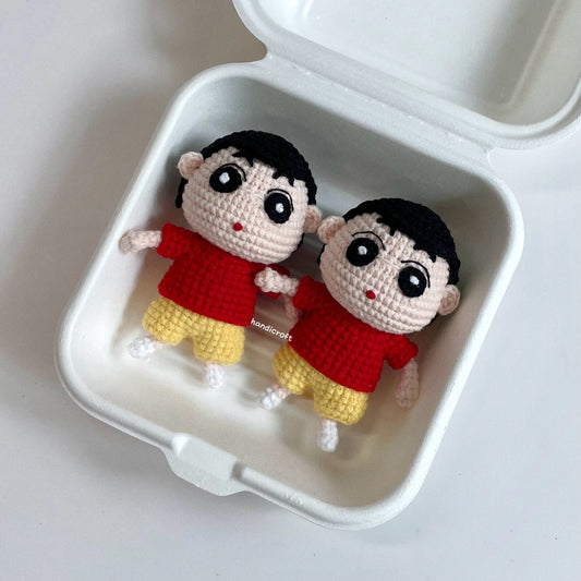 handicroft singapore handmade crochet crayon shin-chan keychain classic red outfit