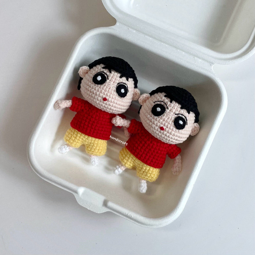 handicroft singapore handmade crochet crayon shin-chan keychain classic red outfit
