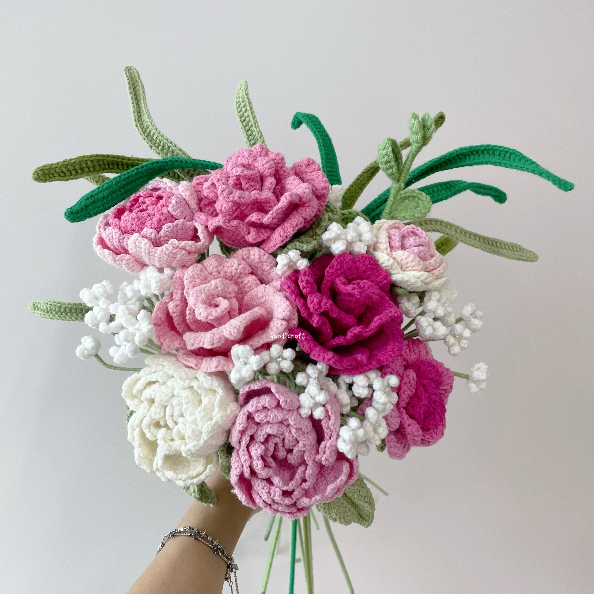 handicroft singapore handmade crochet flower bouquet one & only dark pink colour theme