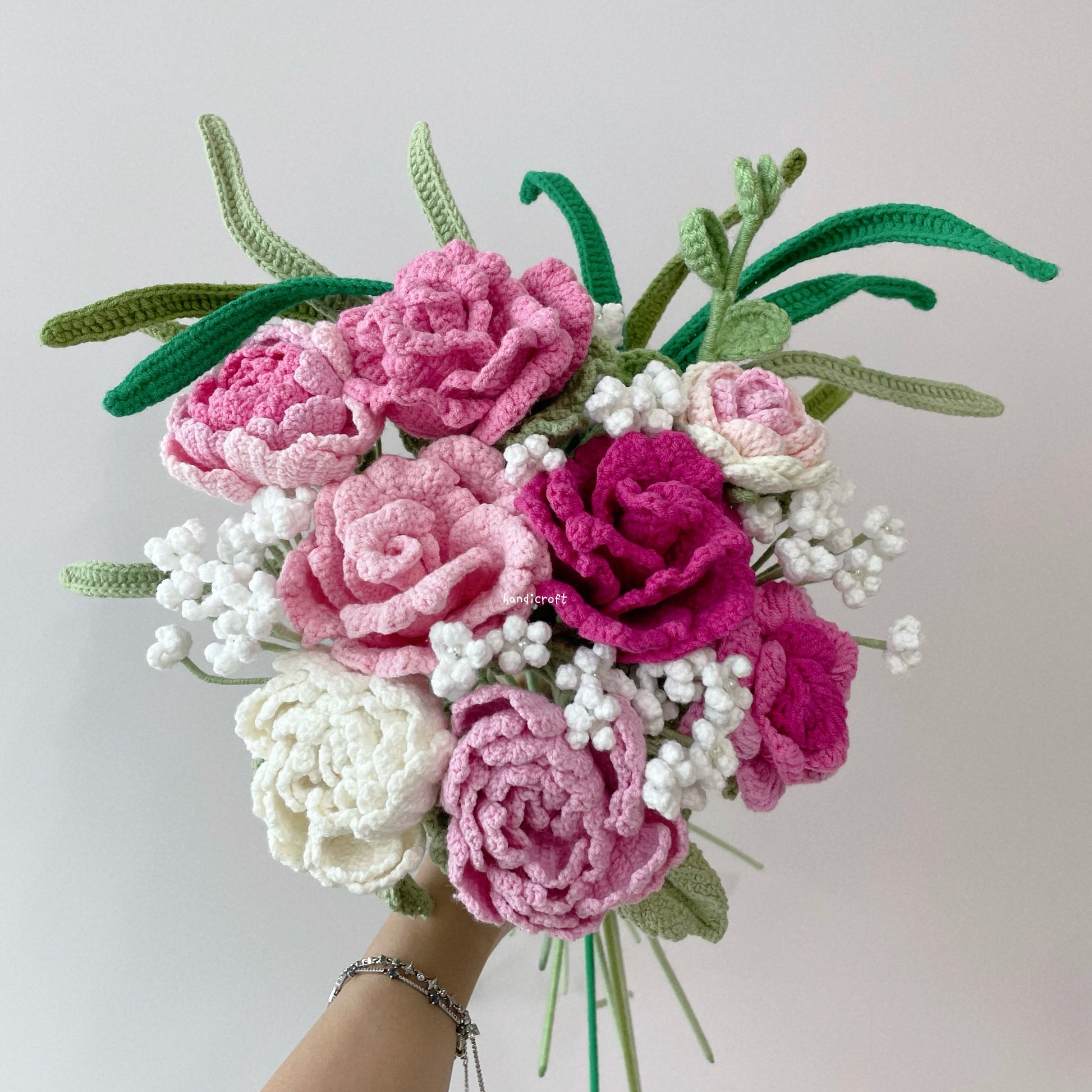 handicroft singapore handmade crochet flower bouquet one & only dark pink colour theme