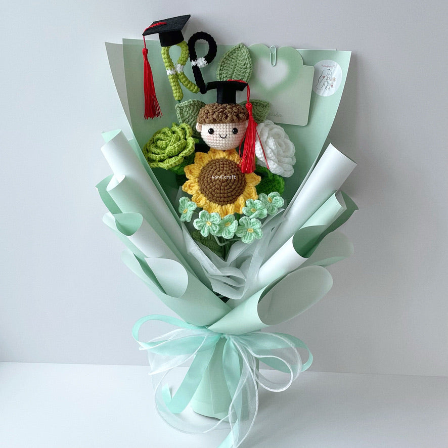 handicroft singapore handmade crochet graduation flower bouquet 5 polytechnics special blooms republic polytechnic RP