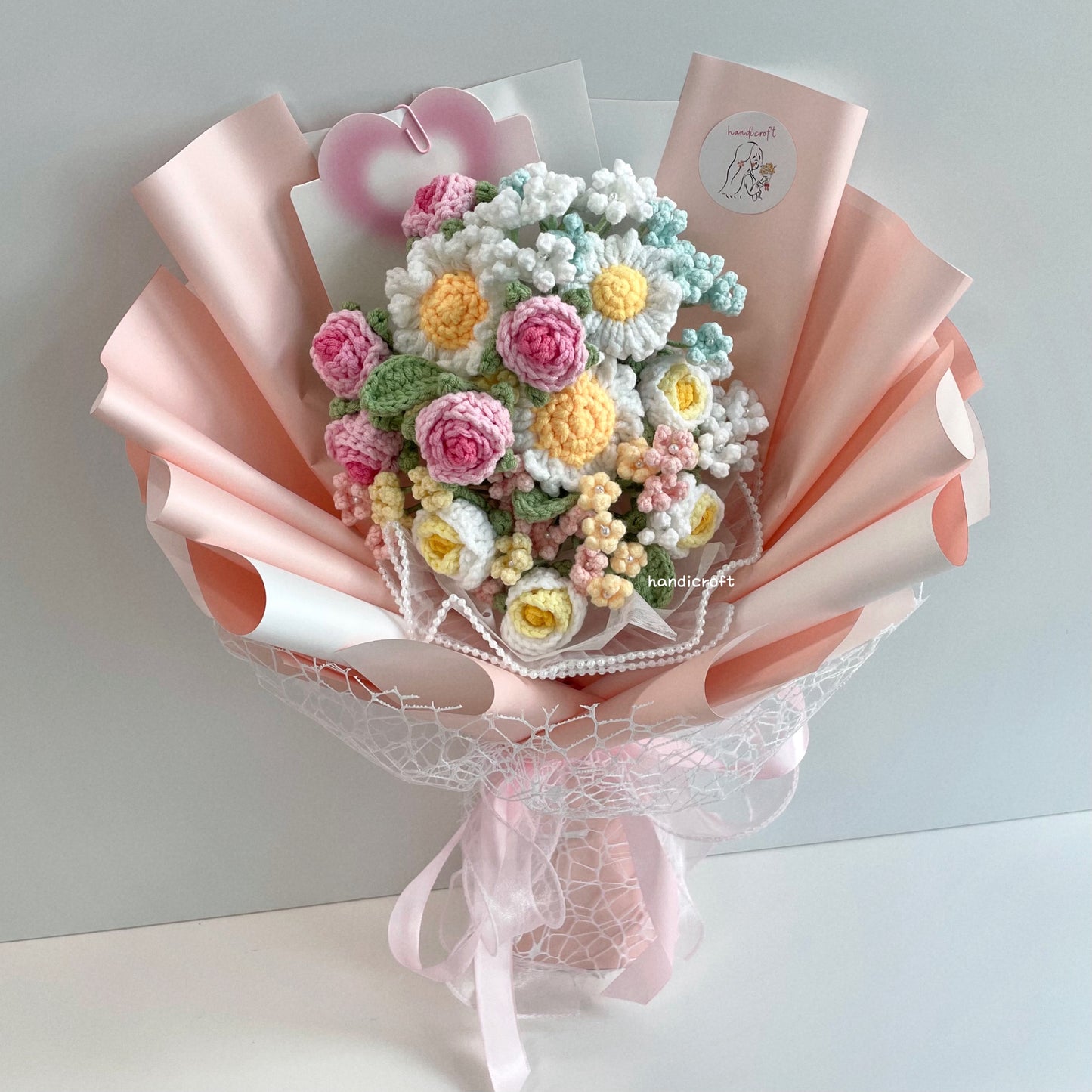 handicroft singapore handmade crochet mini daisy rose baby's breath flower bouquet daisy daydream
