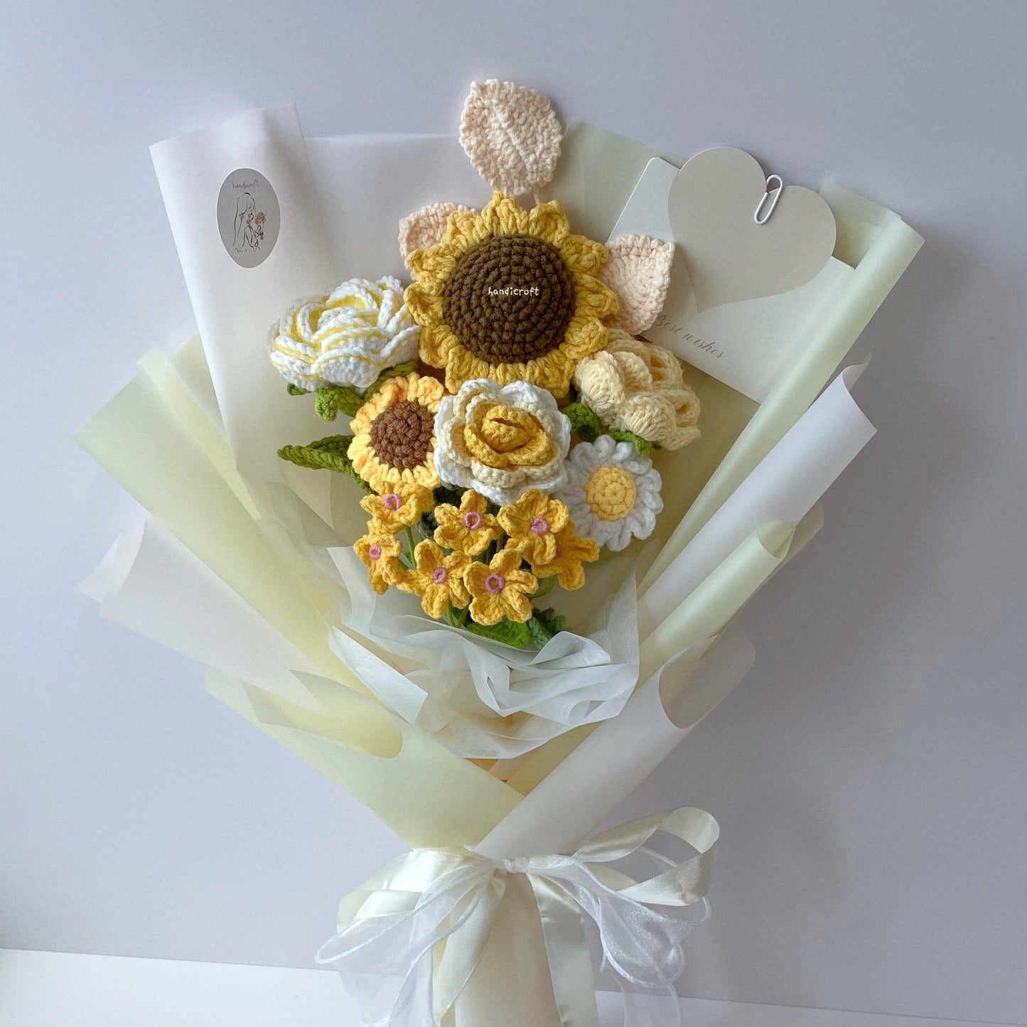 handicroft singapore handmade crochet yellow & white flower bouquet sunny appreciation