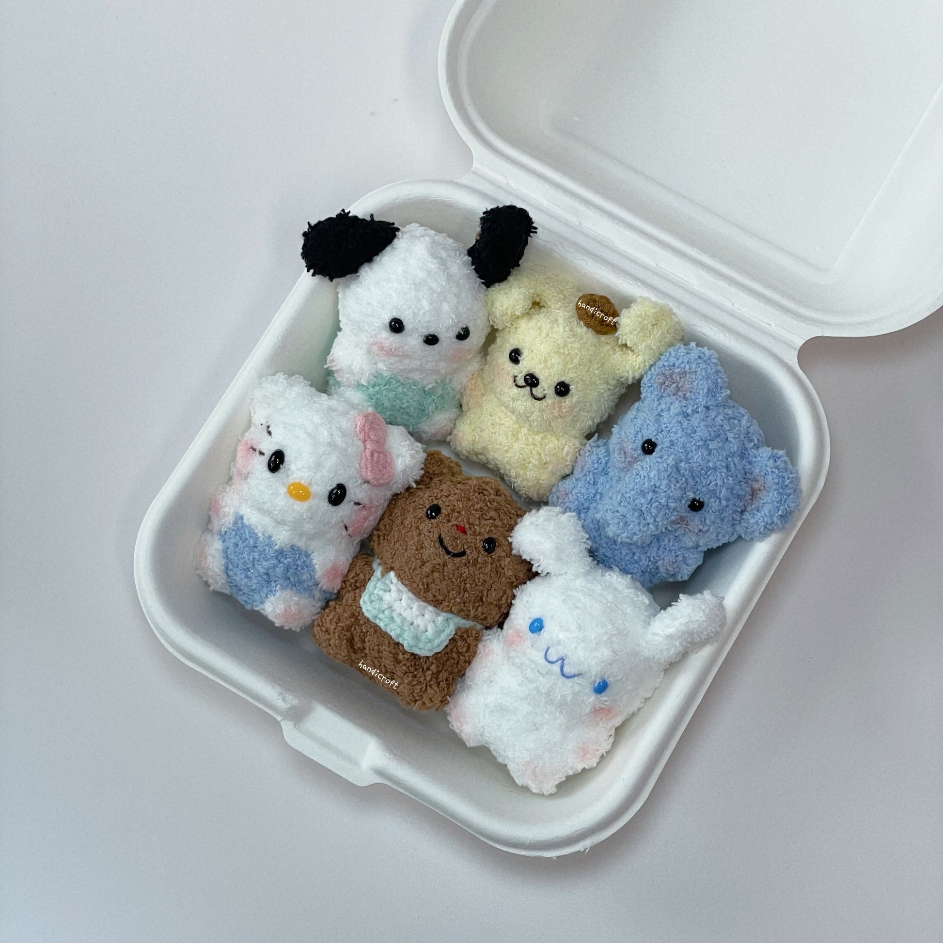 singapore handicroft handmade crochet mini amigurumi keychain blind box
