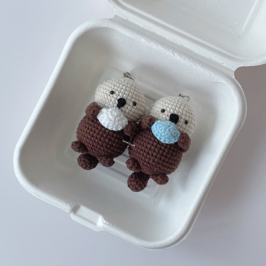 Sea otter keychain deals