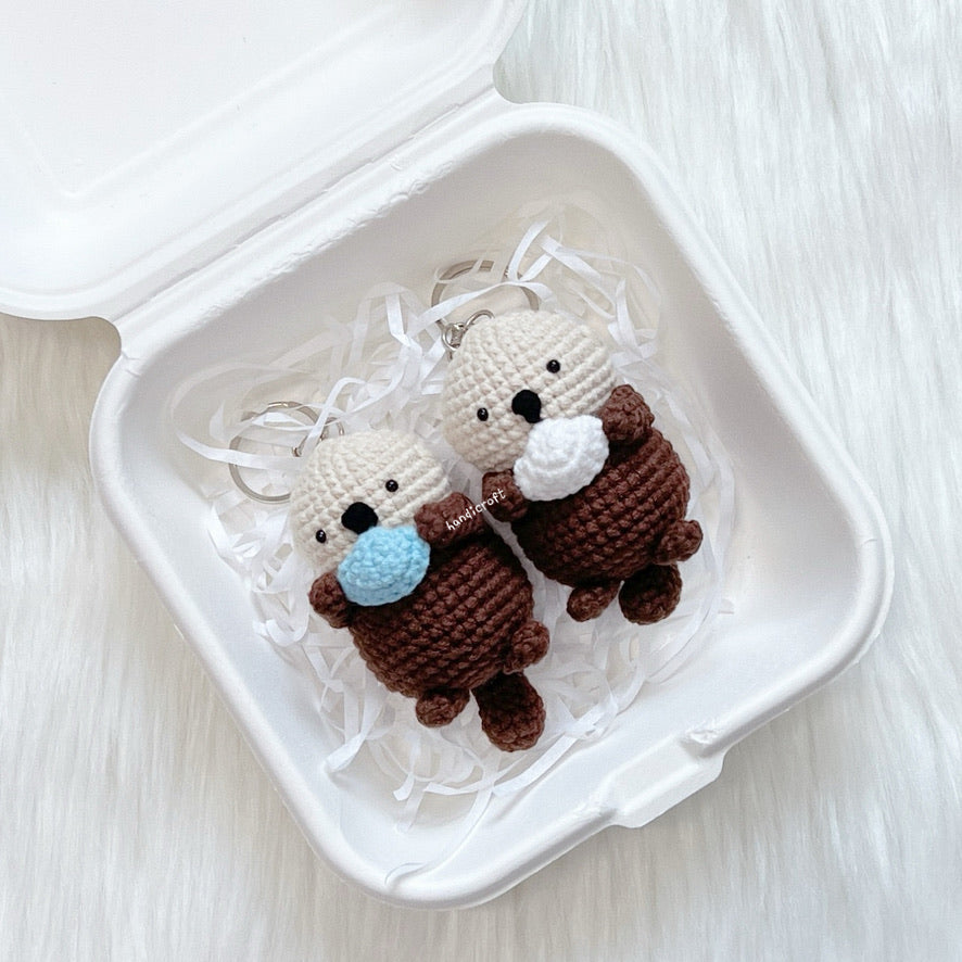 Otter keychain hot sale