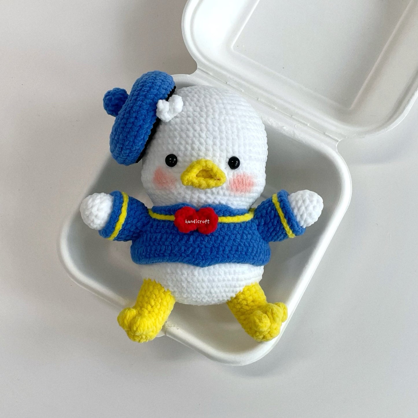 singapore handmade crochet chubby donald duck cartoon character animal amigurumi